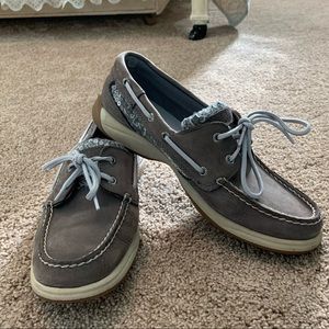 Sperry Topsider boat shoe